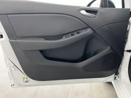 Photo 39 Renault Clio  E-Tech full hybrid 145 ch GSR2