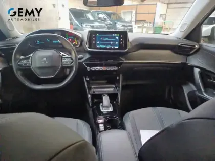 Photo 7 Peugeot 2008  Electrique 136 ch