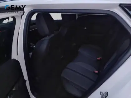 Photo 9 Peugeot 2008  Electrique 136 ch