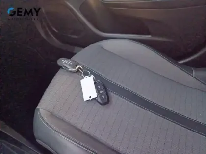 Photo 15 Peugeot 2008  Electrique 136 ch