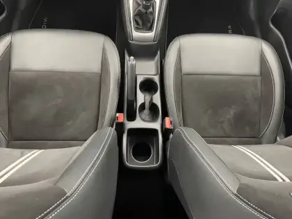 Photo 29 Nissan Micra  IG-T 92