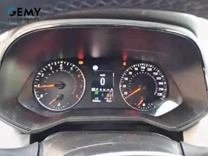 Photo 13 Renault Clio  TCe 90 - 21N