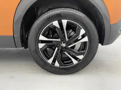 Photo 15 Peugeot 2008  BlueHDi 130 S&S EAT8