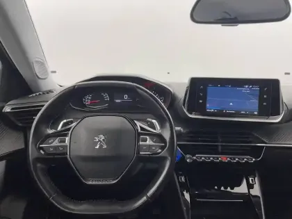 Photo 21 Peugeot 2008  BlueHDi 130 S&S EAT8