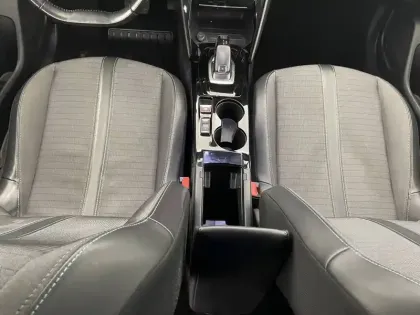 Photo 29 Peugeot 2008  BlueHDi 130 S&S EAT8