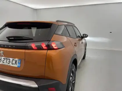 Photo 30 Peugeot 2008  BlueHDi 130 S&S EAT8