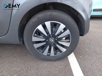 Photo 10 Renault Twingo  III E-Tech