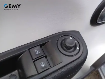 Photo 11 Renault Twingo  III E-Tech