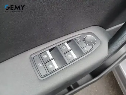 Photo 11 Renault Symbioz  E-Tech full hybrid 145