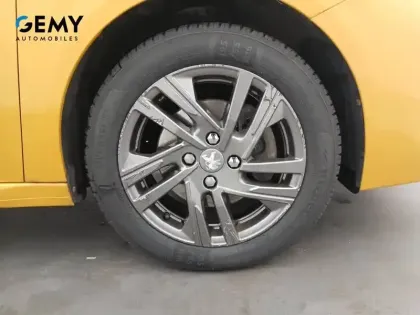 Photo 10 Peugeot 208  PureTech 100 S&S EAT8