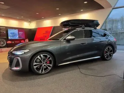 Photo 7 Audi S5  Avant TFSI Hybride 367 ch S tronic 7 Quattro