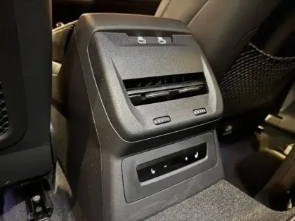 Photo 22 Audi S5  Avant TFSI Hybride 367 ch S tronic 7 Quattro