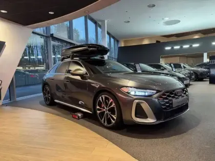 Photo 11 Audi S5  Avant TFSI Hybride 367 ch S tronic 7 Quattro