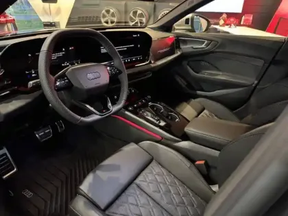 Photo 15 Audi S5  Avant TFSI Hybride 367 ch S tronic 7 Quattro