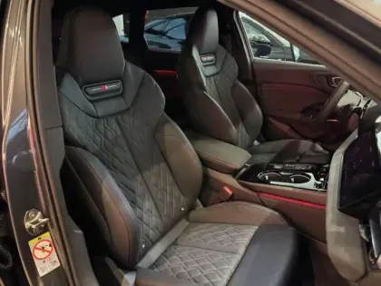 Photo 24 Audi S5  Avant TFSI Hybride 367 ch S tronic 7 Quattro