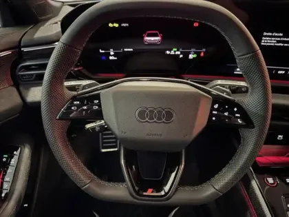 Photo 17 Audi S5  Avant TFSI Hybride 367 ch S tronic 7 Quattro