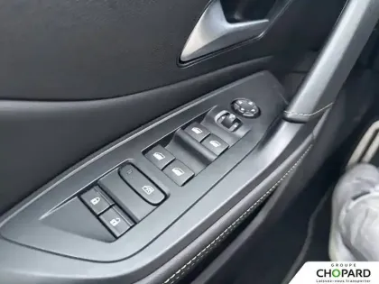 Photo 19 Peugeot 308  BlueHDi 130ch S&S EAT8