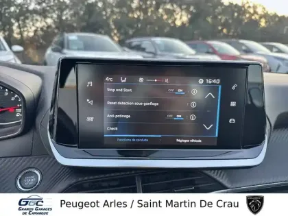 Photo 16 Peugeot 208  BlueHDi 100 S&S BVM6