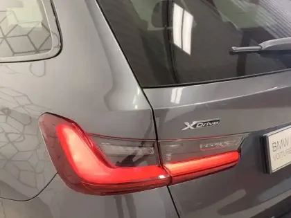 Photo 29 BMW Serie 3 Touring 330d xDrive 286 ch BVA8