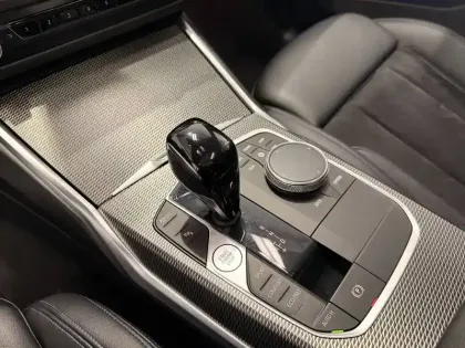 Photo 7 BMW Serie 3 Touring 330d xDrive 286 ch BVA8