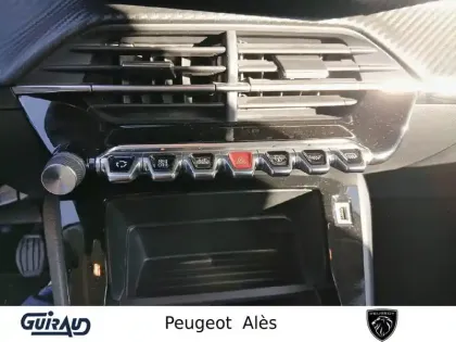 Photo 57 Peugeot 208  PureTech 100 S&S BVM6