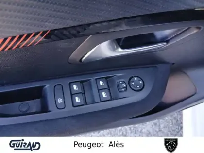 Photo 53 Peugeot 208  PureTech 100 S&S BVM6