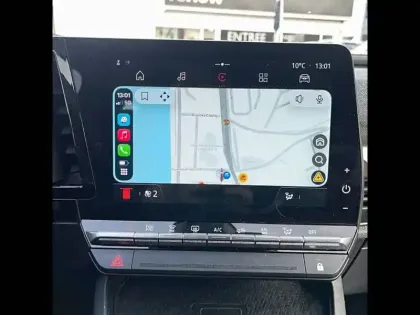 Photo 13 Renault Megane  E-Tech EV40 130ch boost charge