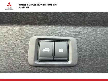 Photo 29 Mitsubishi Outlander  2.4 MIVEC PHEV 306 4WD