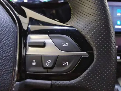 Photo 49 Peugeot 308  SW PHEV 225 e-EAT8