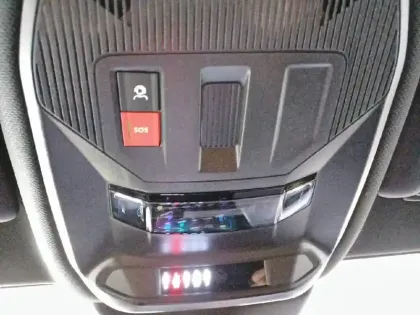 Photo 47 Peugeot 308  SW PHEV 225 e-EAT8