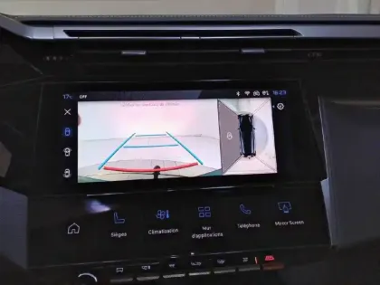 Photo 39 Peugeot 308  SW PHEV 225 e-EAT8