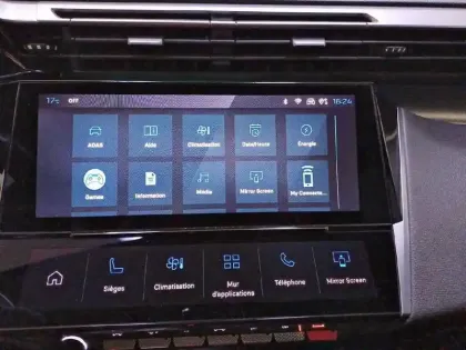 Photo 44 Peugeot 308  SW PHEV 225 e-EAT8