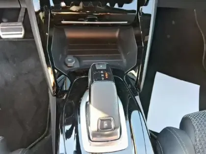 Photo 13 Peugeot 2008  PureTech 130 S&S EAT8