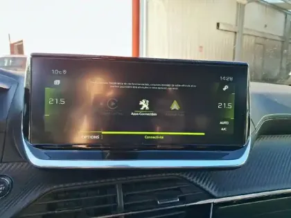 Photo 19 Peugeot 2008  PureTech 130 S&S EAT8