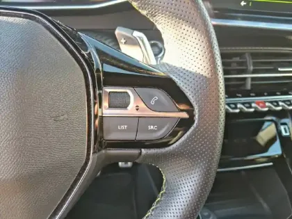 Photo 20 Peugeot 2008  PureTech 130 S&S EAT8