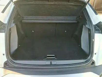 Photo 5 Peugeot 2008  PureTech 130 S&S EAT8