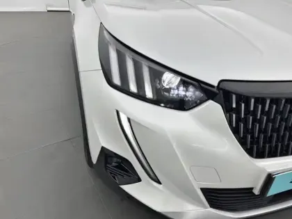 Photo 15 Peugeot 2008  BlueHDi 110 S&S BVM6