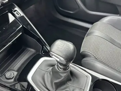 Photo 13 Peugeot 2008  BlueHDi 110 S&S BVM6