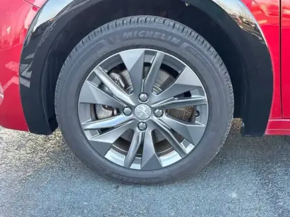 Photo 12 Peugeot 208  Electrique 50 kWh 136ch