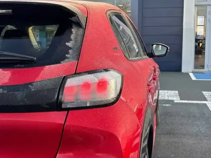 Photo 16 Peugeot 208  Electrique 50 kWh 136ch