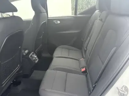 Photo 42 Volvo Xc40  B3 163 ch DCT7