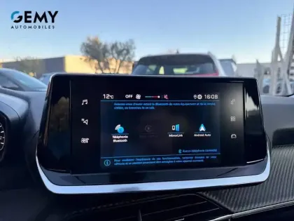 Photo 16 Peugeot 2008  PureTech 100 S&S BVM6