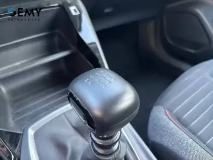 Photo 18 Peugeot 2008  PureTech 100 S&S BVM6