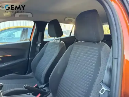 Photo 12 Peugeot 2008  PureTech 100 S&S BVM6