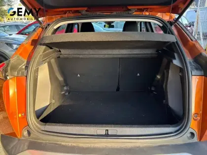 Photo 5 Peugeot 2008  PureTech 100 S&S BVM6