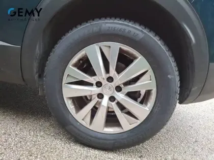 Photo 10 Peugeot 3008  PureTech 130ch S&S BVM6