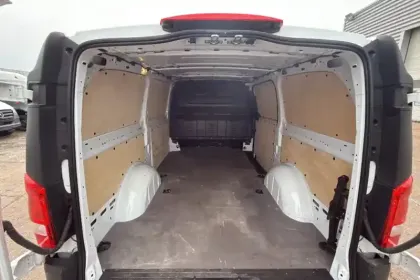 Photo 8 Mercedes Vito  FOURGON 116 CDI LONG BVA RWD