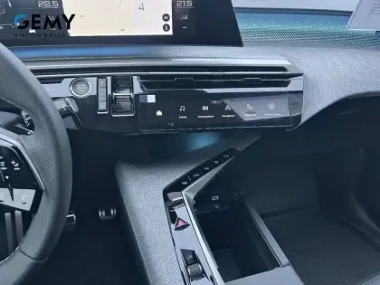 Photo 33 Peugeot 3008  Hybrid 145 e-DCS6