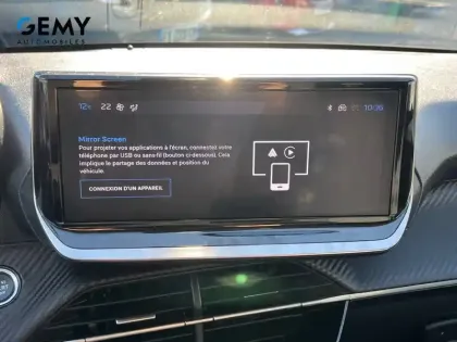 Photo 13 Peugeot 208  PureTech 100 S&S BVM6