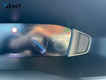 Photo 18 Peugeot 208  PureTech 100 S&S BVM6